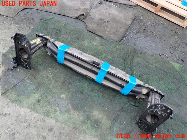 1UPJ-9232931014]ポルシェ・カイエン S ハイブリッド(92ACGE)フロントバンパーホースメント 中古_3