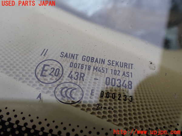 1UPJ-9232931195]ポルシェ・カイエン S ハイブリッド(92ACGE)フロントガラス SEKURIT M451 中古_2