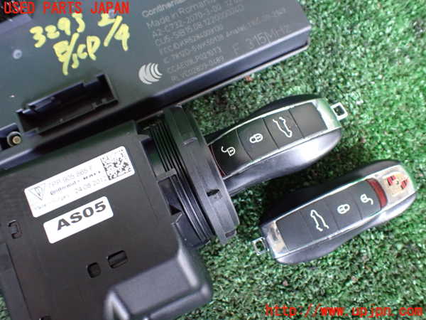 1UPJ-9232936110]ポルシェ・カイエン S ハイブリッド(92ACGE)エンジンコンピューター 中古_4