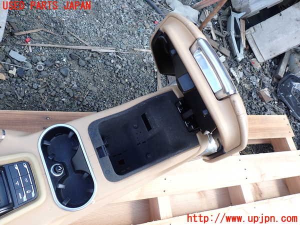 1UPJ-9232937540]ポルシェ・カイエン S ハイブリッド(92ACGE)センターコンソール 中古_3
