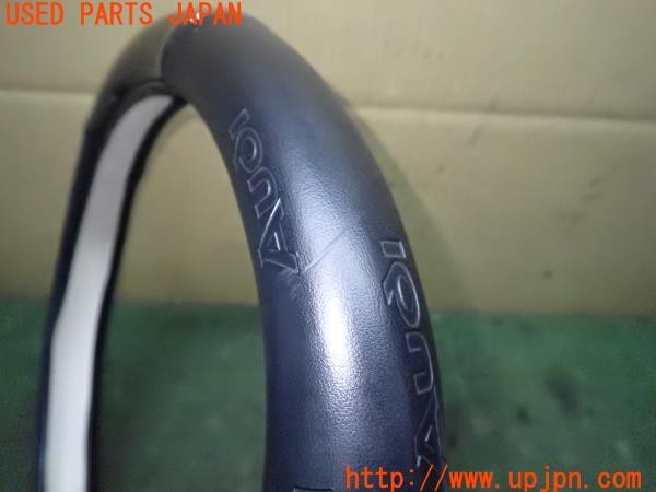 3UPJ=9232940001]アウディ S5 スポーツバック(8TCREL)社外 YKL375X88-001 ハンドルカバー ステアリングカバー 中古_3