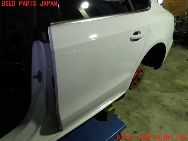 1UPJ-9232941320]アウディ・S5 スポーツバック(8TCREL)左後ドア M40A 中古_3