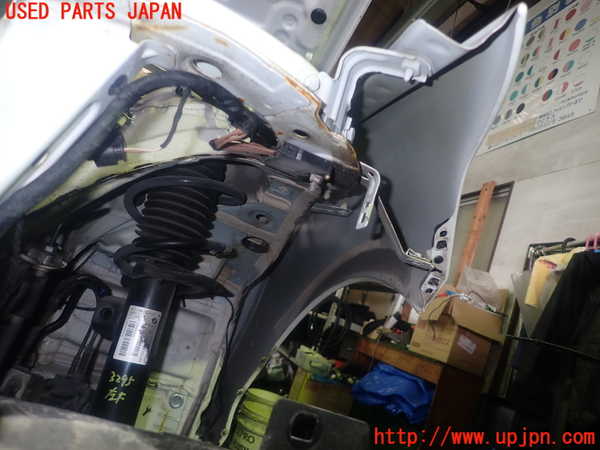 1UPJ-9232951082]BMW 220i カブリオレ F23(1J20)左前フェンダー 中古_3