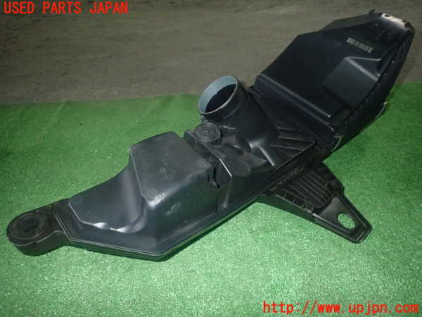 1UPJ-9232952560]BMW 220i カブリオレ F23(1J20)エアクリーナーボックス 中古_3