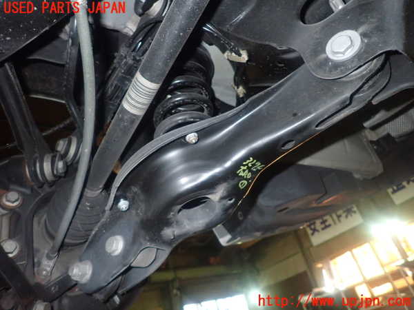 1UPJ-9232955200]BMW 220i カブリオレ F23(1J20)右リアロアアーム1 中古_2