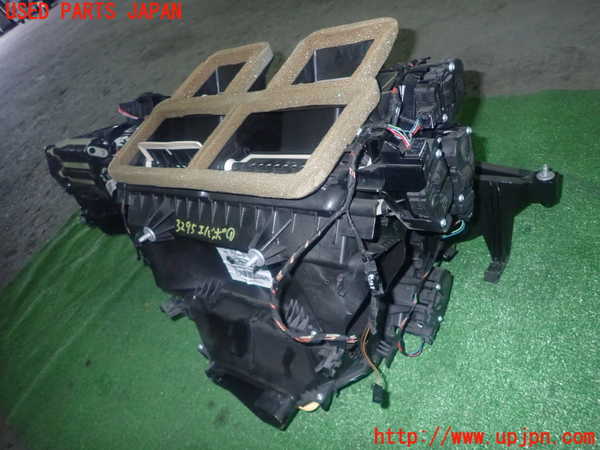 1UPJ-9232956081]BMW 220i カブリオレ F23(1J20)エバポレーター1 中古_2