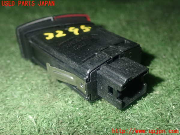 1UPJ-9232956290]BMW 220i カブリオレ F23(1J20)ハザードスイッチ 中古_3