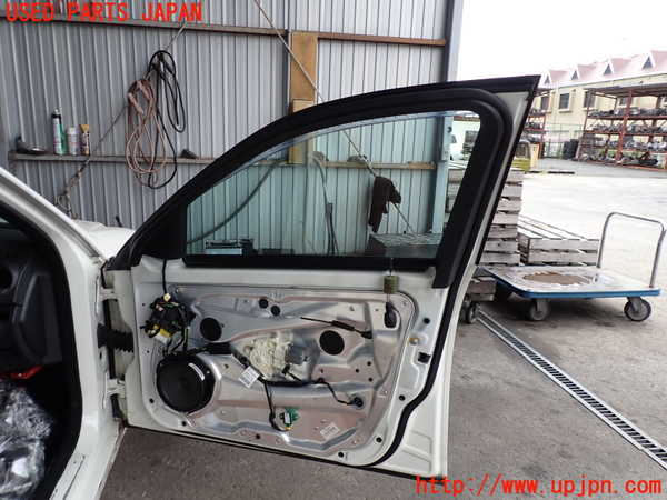 2UPJ-9232961230]ベンツ C200 ステーションワゴン(204248)(204)右前ドア 中古(43R-00049 M25)_4
