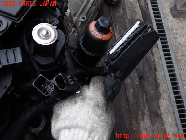 2UPJ-9232962010]ベンツ C200 ステーションワゴン(204248)(204)エンジン 271 中古_4