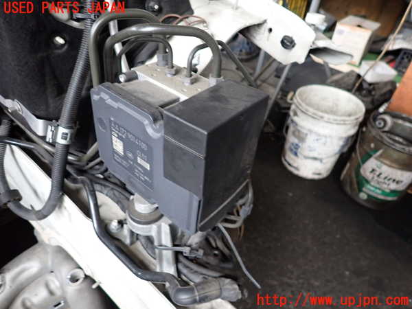 2UPJ-9232964040]ベンツ C200 ステーションワゴン(204248)(204)ABSアクチュエーター 中古_2