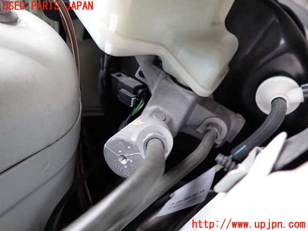2UPJ-9232964050]ベンツ C200 ステーションワゴン(204248)(204)ブレーキマスターシリンダー 中古_2