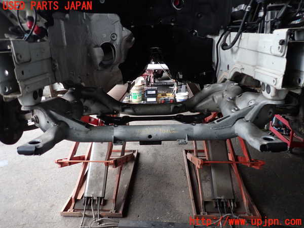 2UPJ-9232965285]ベンツ C200 ステーションワゴン(204248)(204)フロントメンバー 中古_2