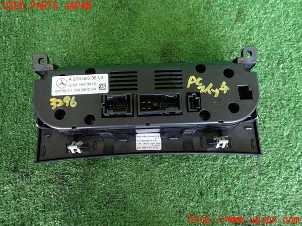2UPJ-9232966066]ベンツ C200 ステーションワゴン(204248)(204)エアコンスイッチ1 中古_2