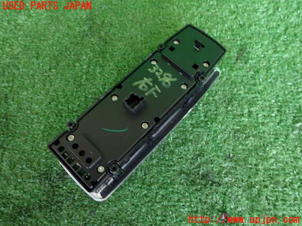 2UPJ-9232966240]ベンツ C200 ステーションワゴン(204248)(204)右前パワーウィンドウスイッチ 中古_2