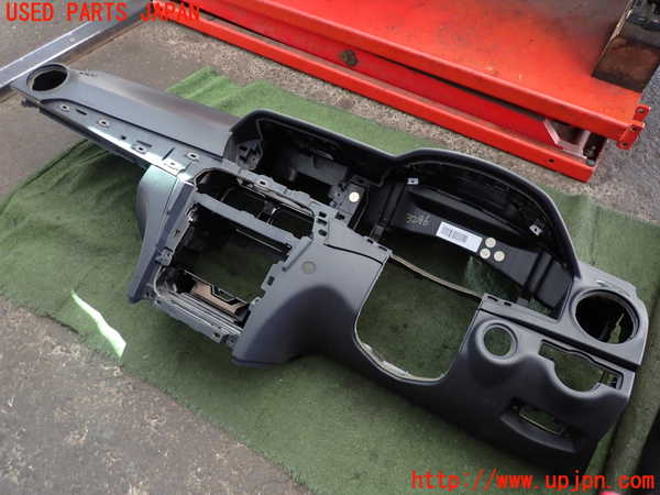 2UPJ-9232967505]ベンツ C200 ステーションワゴン(204248)(204)ダッシュボード 中古_2