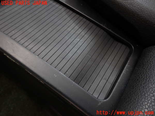 2UPJ-9232967540]ベンツ C200 ステーションワゴン(204248)(204)センターコンソール 中古_3