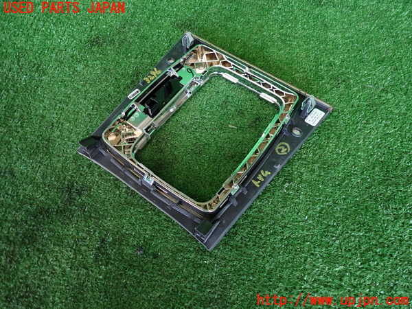 2UPJ-9232967692]ベンツ C200 ステーションワゴン(204248)(204)内装トリム類2 中古_2