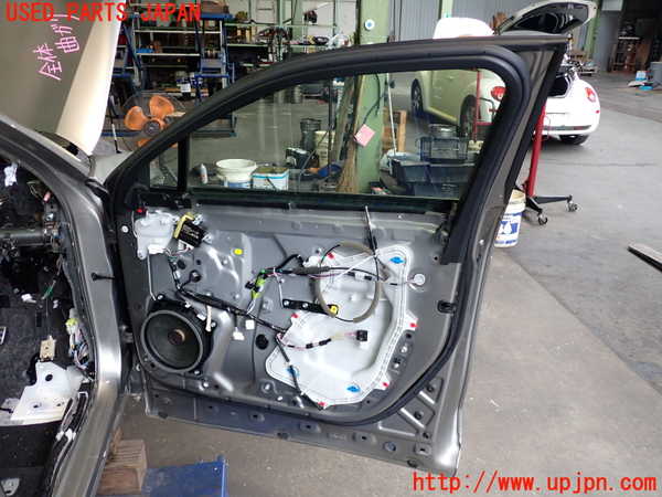 2UPJ-9232971230]レクサス・UX250h(MZAH10)右前ドア 中古 NSG M4O5 43R-00014_5