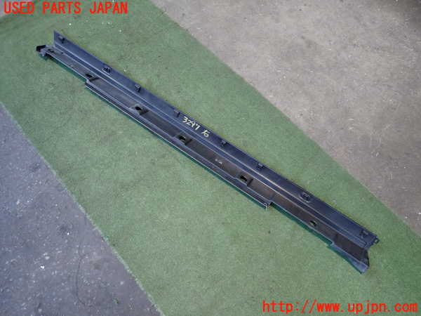 2UPJ-9232971390]レクサス・UX250h(MZAH10)右サイドステップ 中古_4