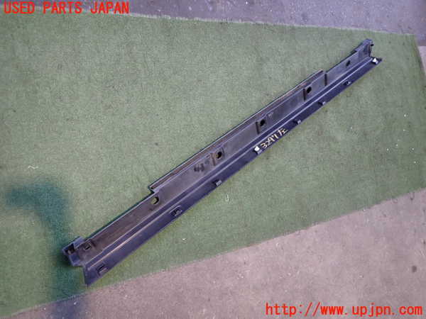 2UPJ-9232971392]レクサス・UX250h(MZAH10)左サイドステップ 中古_3