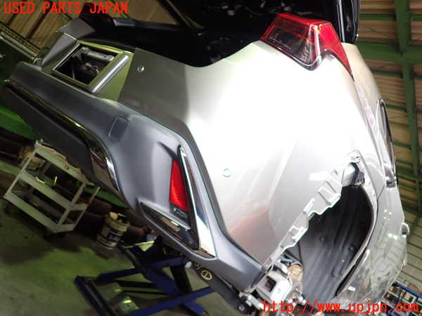 2UPJ-9232971610]レクサス・UX250h(MZAH10)リアバンパー 中古_2
