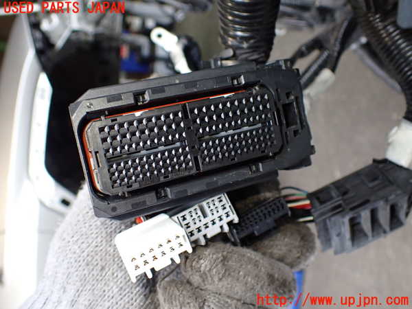 2UPJ-9232972010]レクサス・UX250h(MZAH10)エンジン M20A-FXS 中古_3