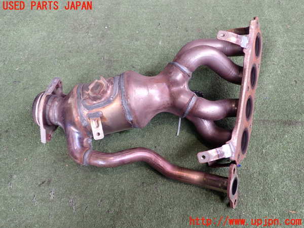 2UPJ-9232972041]レクサス・UX250h(MZAH10)エキマニ1 触媒 マニバーター 中古_2