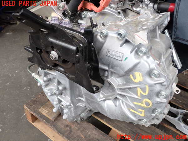 2UPJ-9232973010]レクサス・UX250h(MZAH10)ミッション AT M20A-FXS 中古_2