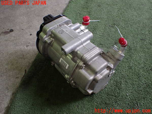 2UPJ-9232976025]レクサス・UX250h(MZAH10)エアコンコンプレッサー 中古_2