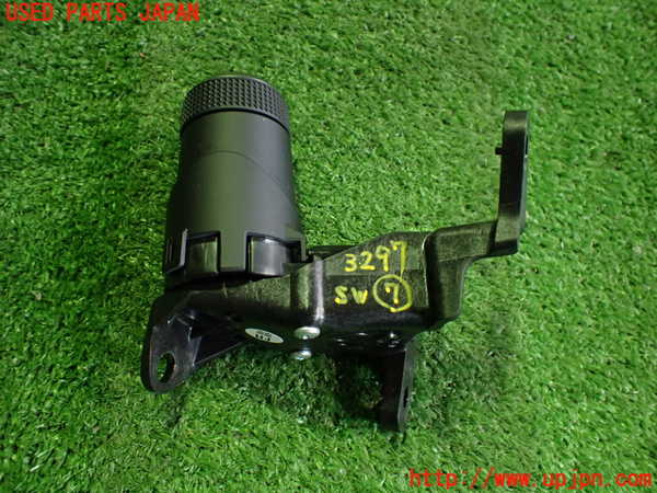 2UPJ-9232976312]レクサス・UX250h(MZAH10)スイッチ7(横滑り防止OFF) 中古_2