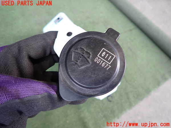 2UPJ-9232976791]レクサス・UX250h(MZAH10)ウォッシャータンク1 中古_3