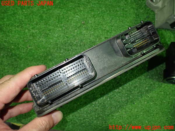 2UPJ-9232976110]レクサス・UX250h(MZAH10)エンジンコンピューター 中古_3
