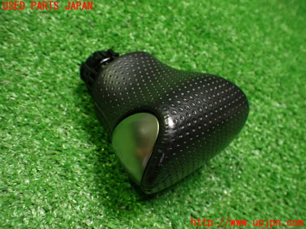 2UPJ-9232977570]レクサス・UX250h(MZAH10)シフトノブ 中古_2
