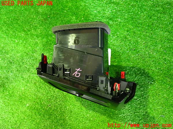 2UPJ-9232977527]レクサス・UX250h(MZAH10)エアコン吹き出し口2 中古_2