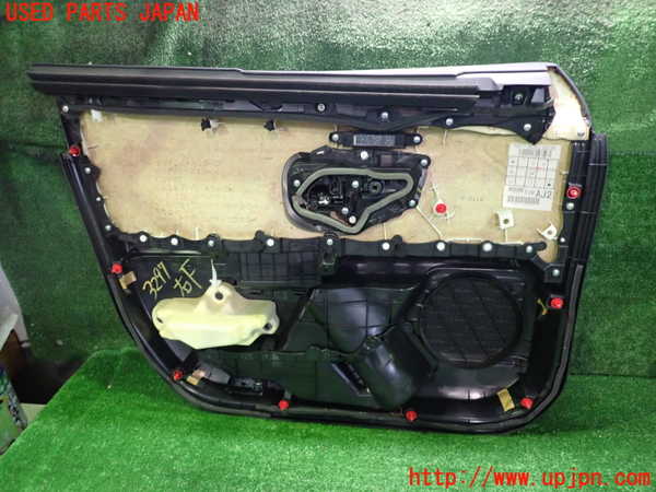 2UPJ-9232971234]レクサス・UX250h(MZAH10)右前ドア内張り 中古_4