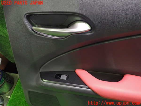 2UPJ-9232971294]レクサス・UX250h(MZAH10)右後ドア内張り 中古_2