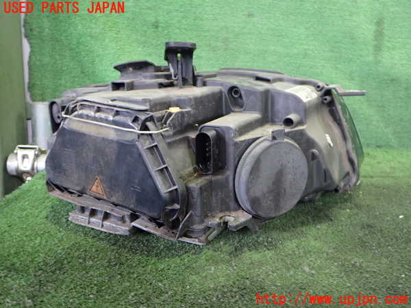 2UPJ-9232981132]アウディ・A5 カブリオレ(8FCALF)左ヘッドライト HID 中古_2