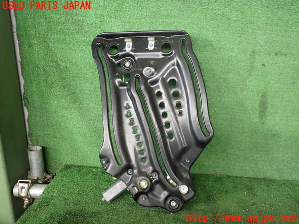 2UPJ-9232981326]アウディ・A5 カブリオレ(8FCALF)左後レギュレーターモーター 中古_3