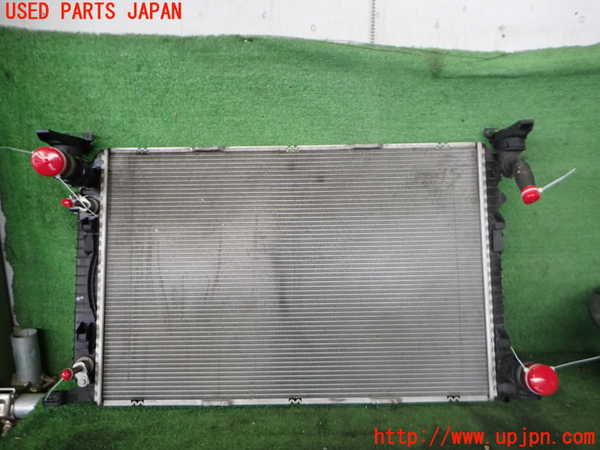 2UPJ-9232982321]アウディ・A5 カブリオレ(8FCALF)ラジエーター1 中古_2