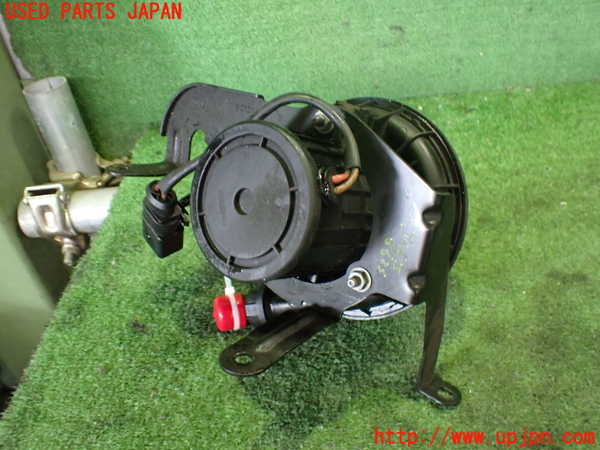 2UPJ-9232982590]アウディ・A5 カブリオレ(8FCALF)エアポンプ 中古_2