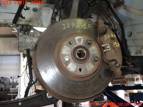 2UPJ-9232984295]アウディ・A5 カブリオレ(8FCALF)左フロントナックルハブ 中古_2