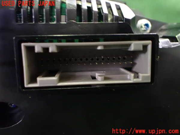 2UPJ-9232986170]アウディ・A5 カブリオレ(8FCALF)スピードメーター 中古_4