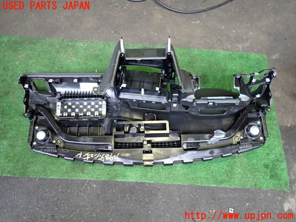 2UPJ-9232987505]アウディ・A5 カブリオレ(8FCALF)ダッシュボード 中古_4