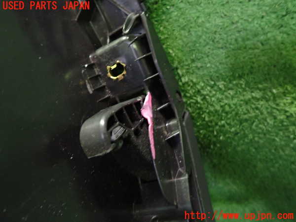 2UPJ-9232987516]アウディ・A5 カブリオレ(8FCALF)グローブボックス1 中古_4