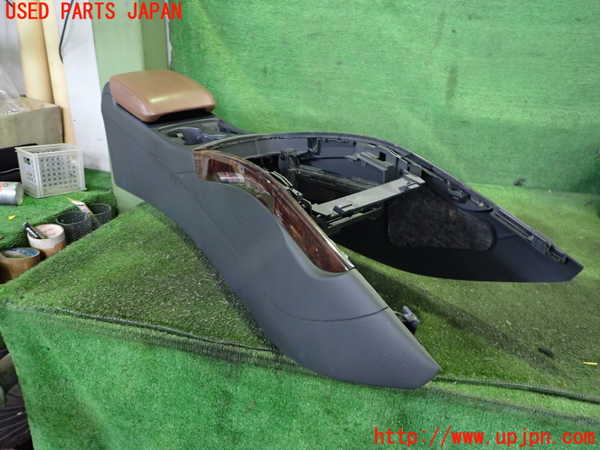 2UPJ-9232987540]アウディ・A5 カブリオレ(8FCALF)センターコンソール 中古_2
