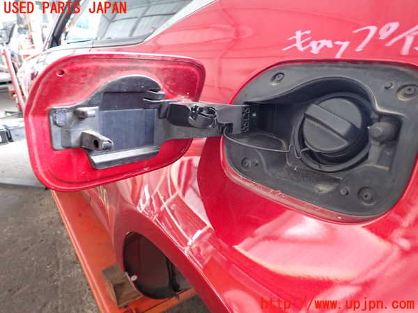 2UPJ-9232991690]レクサス・RC300h(AVC10)フューエルリッド 中古_2