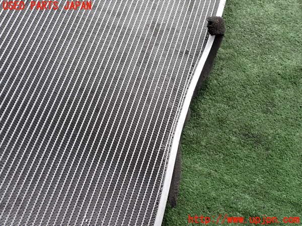 2UPJ-9232992321]レクサス・RC300h(AVC10)ラジエーター1 中古_2