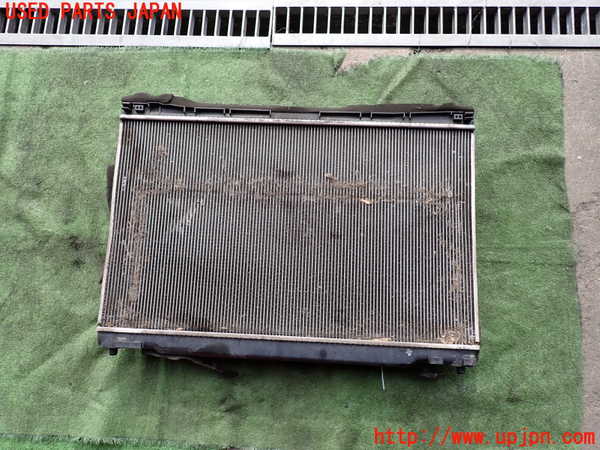 2UPJ-9232992321]レクサス・RC300h(AVC10)ラジエーター1 中古_3