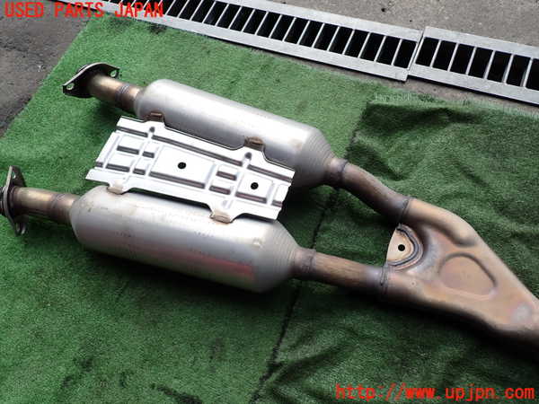 2UPJ-9232992651]レクサス・RC300h(AVC10)センターパイプ1 中古_4