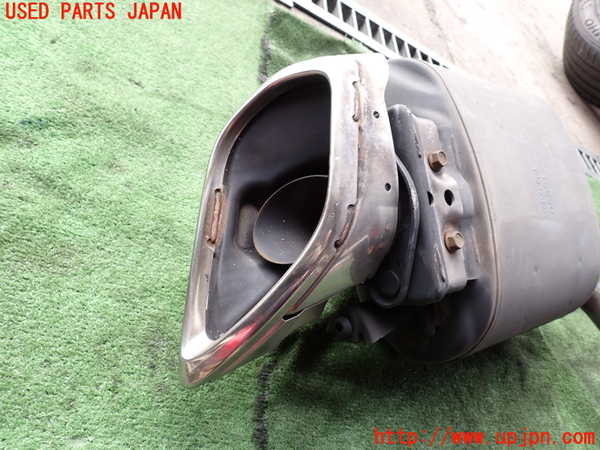 2UPJ-9232992671]レクサス・RC300h(AVC10)リアマフラー1 中古_5